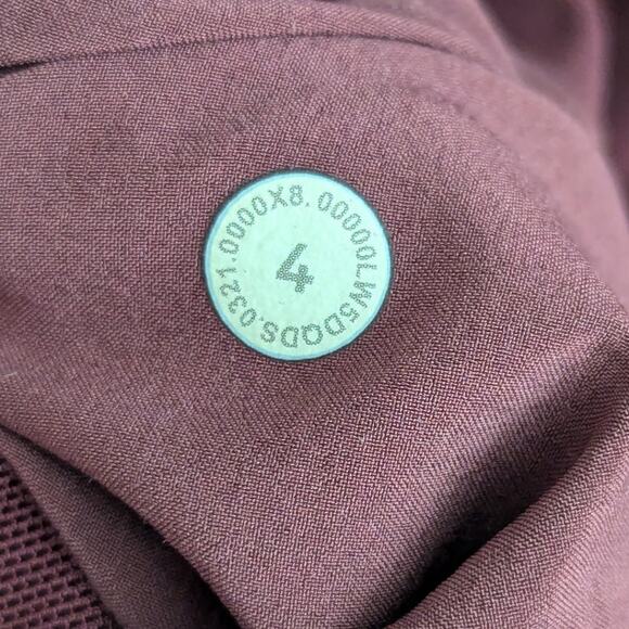 Lululemon Keep Moving Joggers Stretch Luxtreme High Rise Pants Red Merlot - Picture 4 of 5